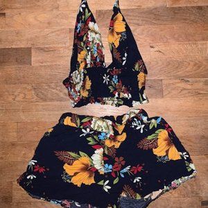 Medium Two-Piece strapless shirt and shorts